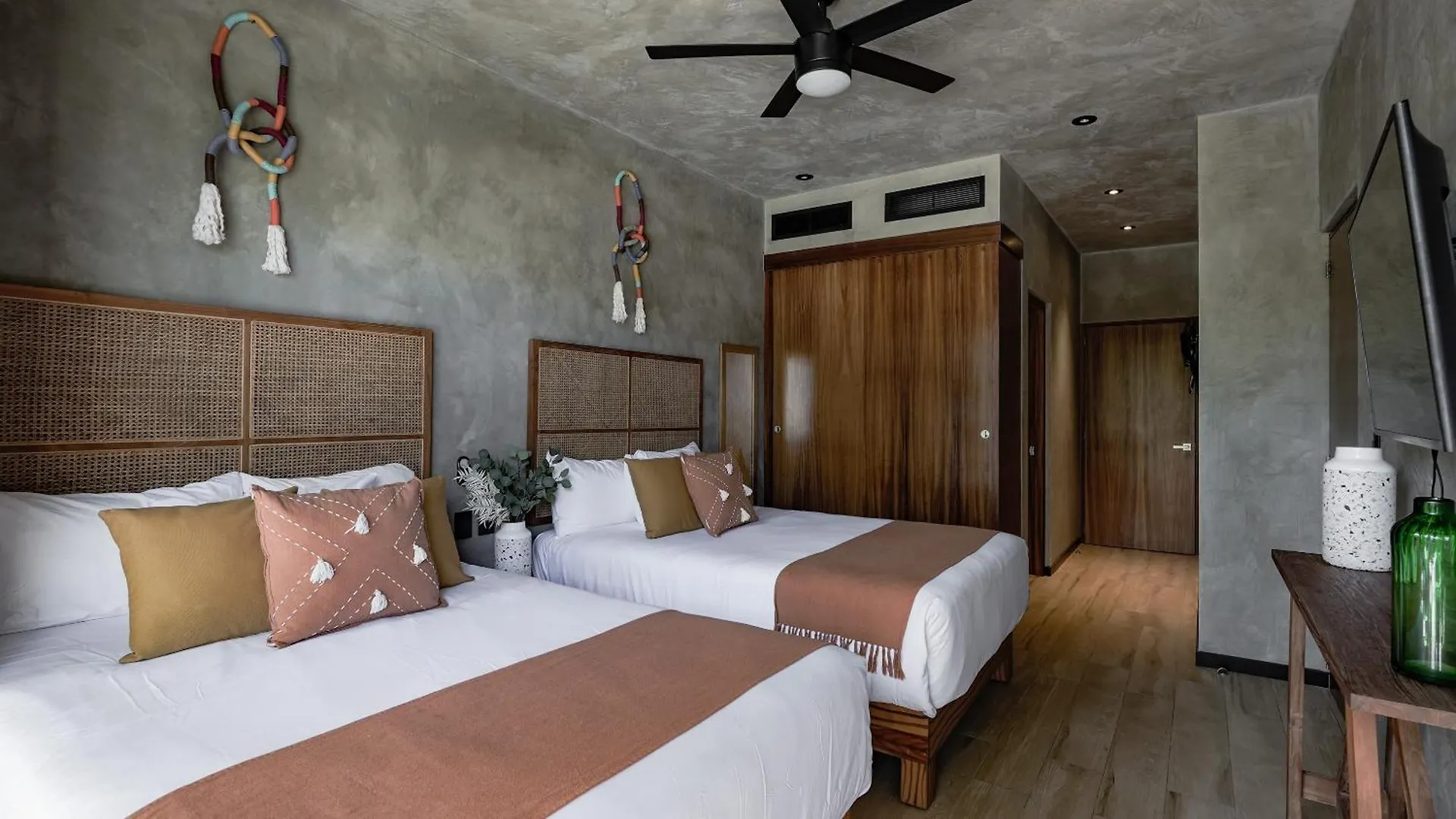 Apartment Contemporary Condo Central & Well-Located Tulum Mexico