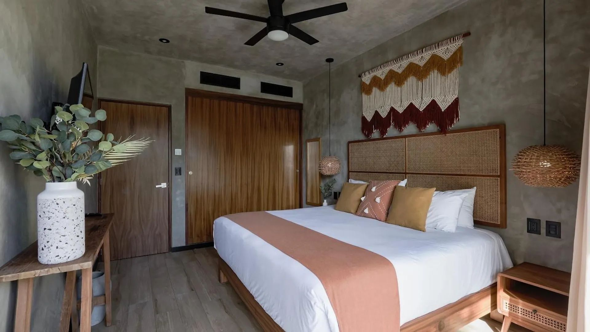 Apartment Contemporary Condo Central & Well-Located Tulum