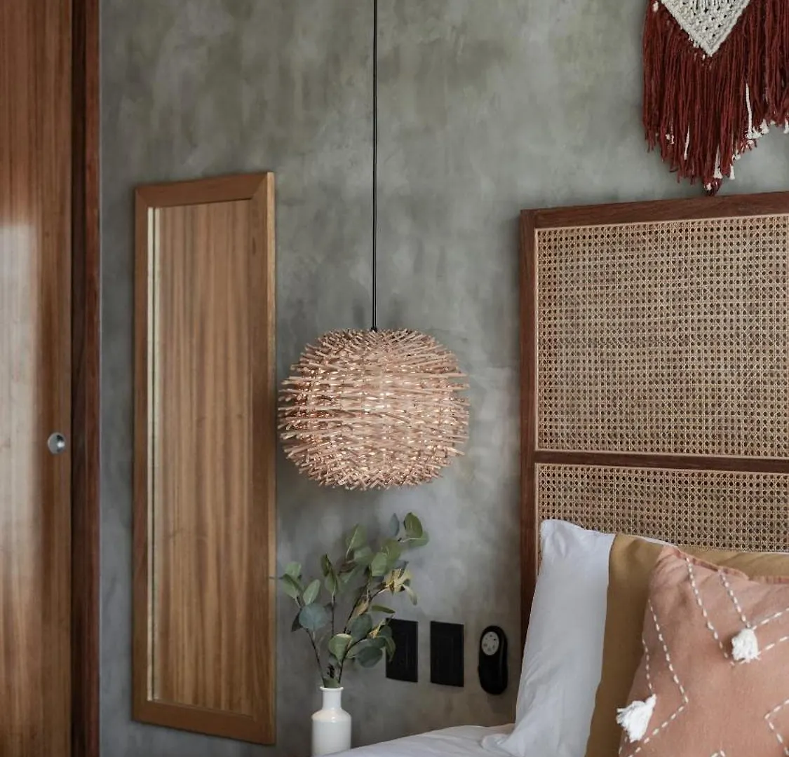 Contemporary Condo Central & Well-Located Tulum 0*,